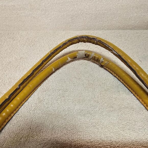 AXCESS LIZ CLAIBORNE LARGE MUSTARD FAUX LEATHER HOBO PURSE-SHOULDER BAG L@@K!! - Picture 11 of 14